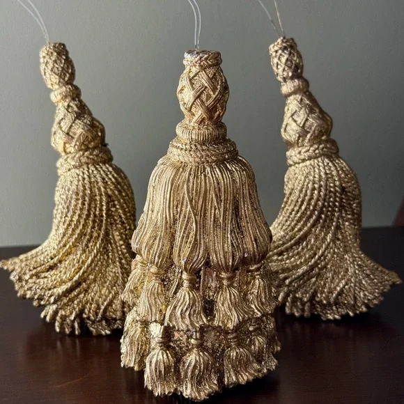 Vintage Dept. 56 gold Tassel Ornaments 6" SO15 set of 3 - Picture 4 of 4